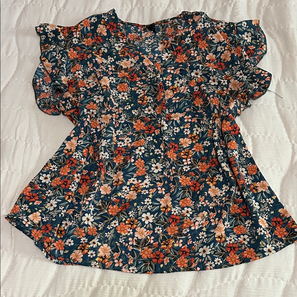 SHEIN Floral Print Top with Ruffle Detail